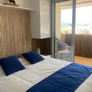 Vue Panoramique, A 100m , Cannes France